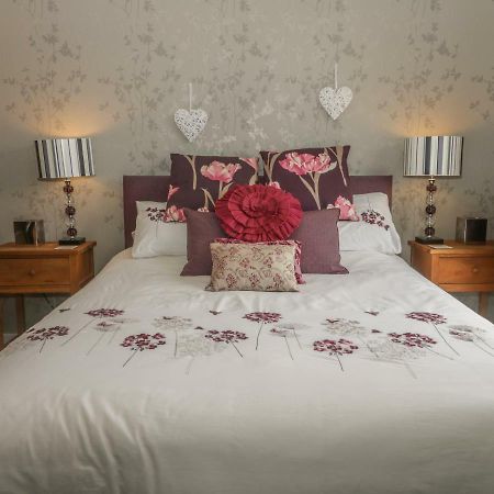 Bulmer Farm Lodge มัลทัน ภายนอก รูปภาพ