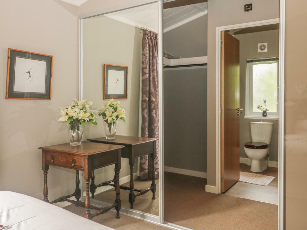 Bulmer Farm Lodge มัลทัน ภายนอก รูปภาพ